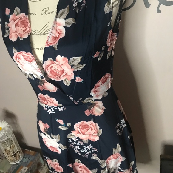 Chiffon Navy Floral hi-low dress - Picture 5 of 7